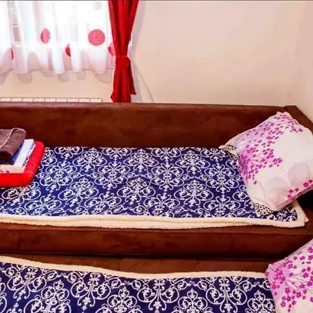 Na Stazi Apartment *